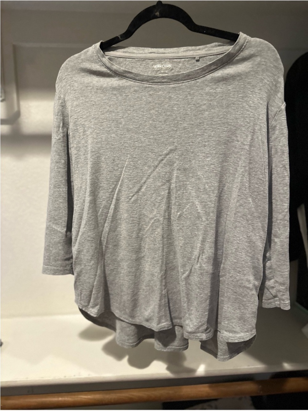 Kirkland Signature Light Gray Long Sleeve Scoop Neck Top